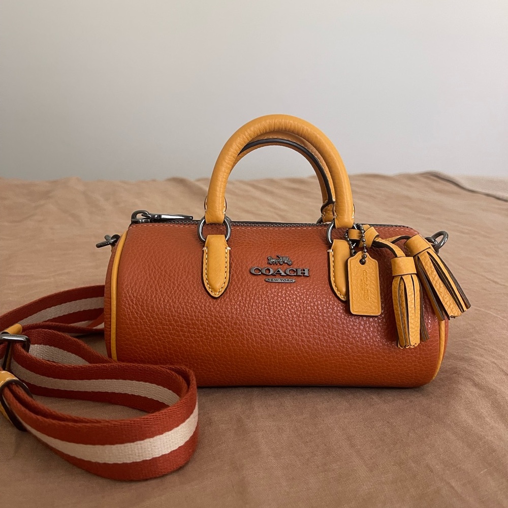 NWOT Coach Lacey Crossbody Bag in Signature Canvas (CB876) QB/ Sunset Multi